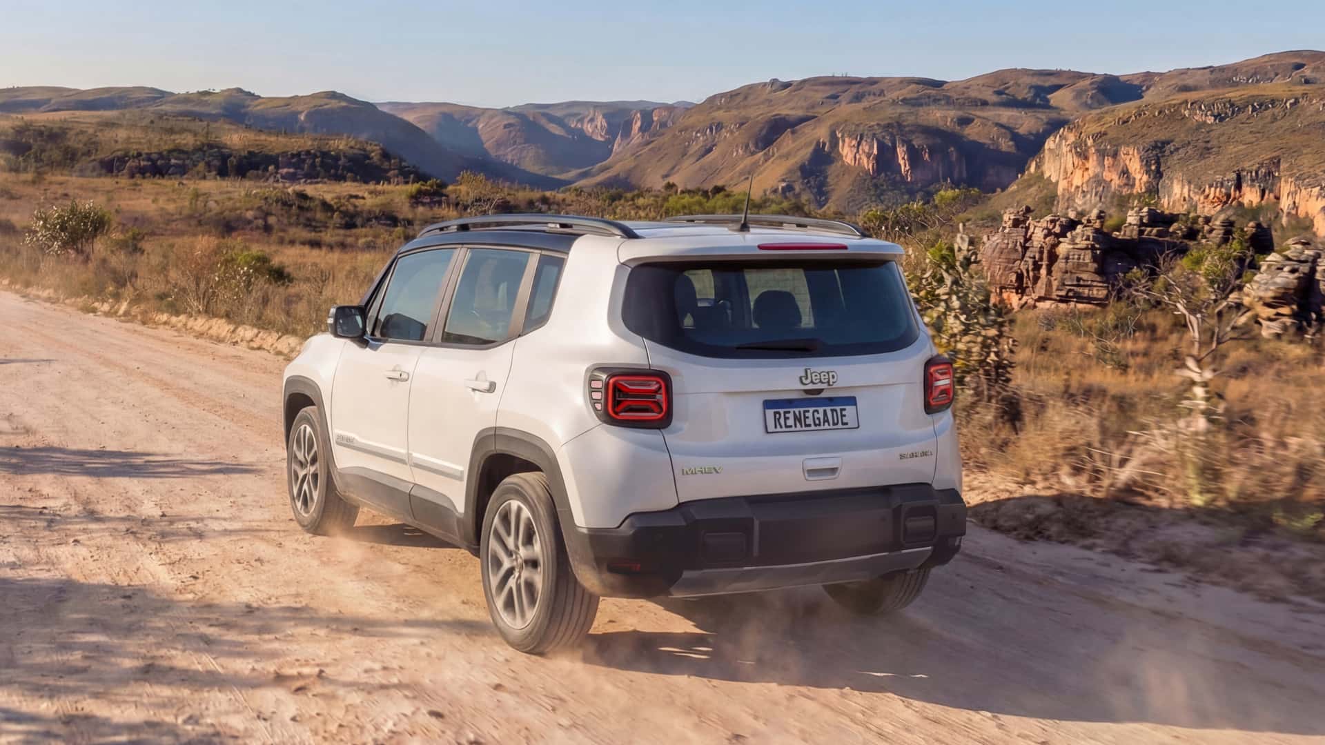 Jeep Renegade 1.3 T270 MHEV Sahara 2027