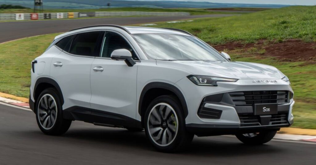 Jetour S06 Advance — Ilustração