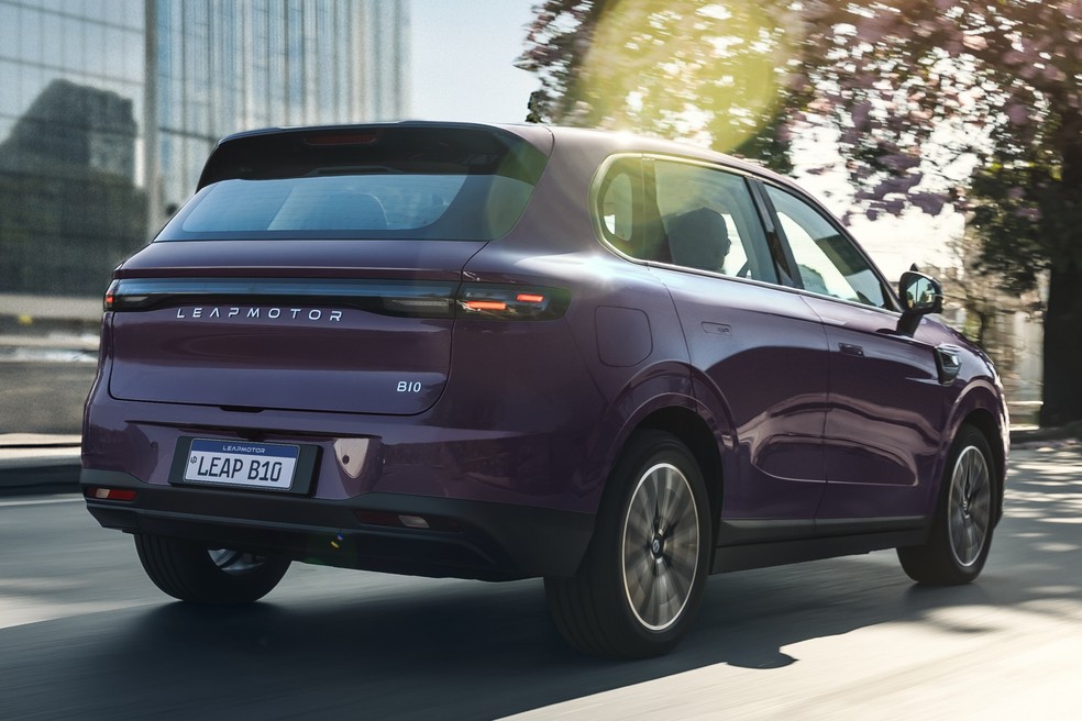 Leapmotor B10 tem 4,51 m de comprimento e 2,74 m de entre-eixos — Foto: Divulgação