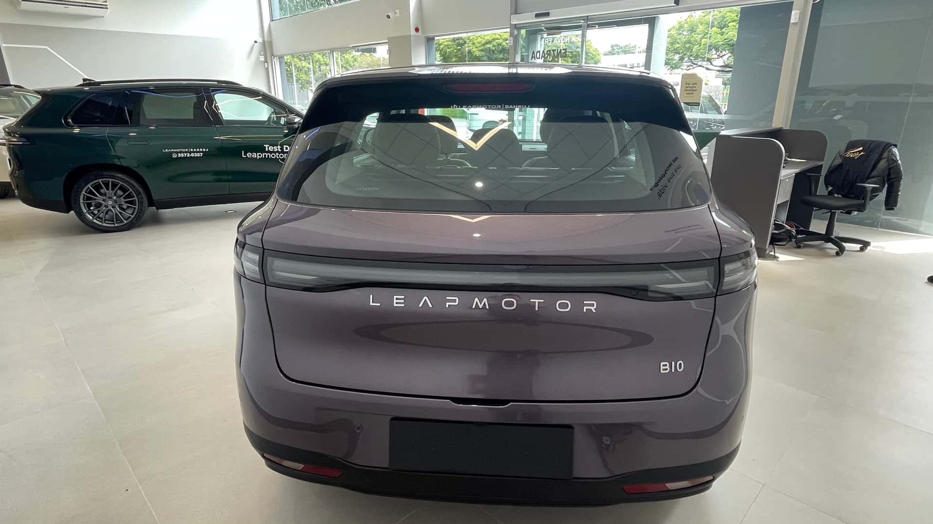 Leapmotor B10: Preço e rivais do novo SUV elétrico Leapmotor B10 na concessionária (BR)