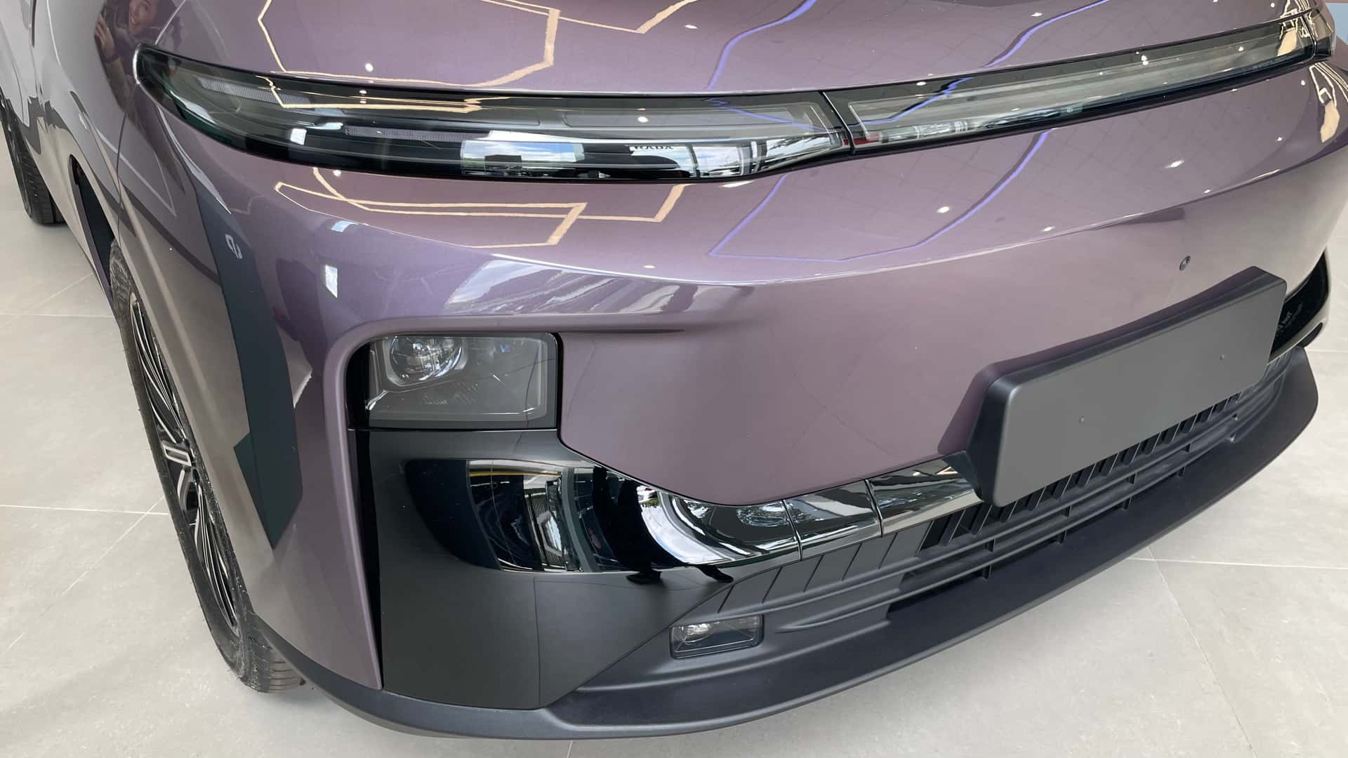 Leapmotor B10: Preço e rivais do novo SUV elétrico Leapmotor B10 na concessionária (BR)