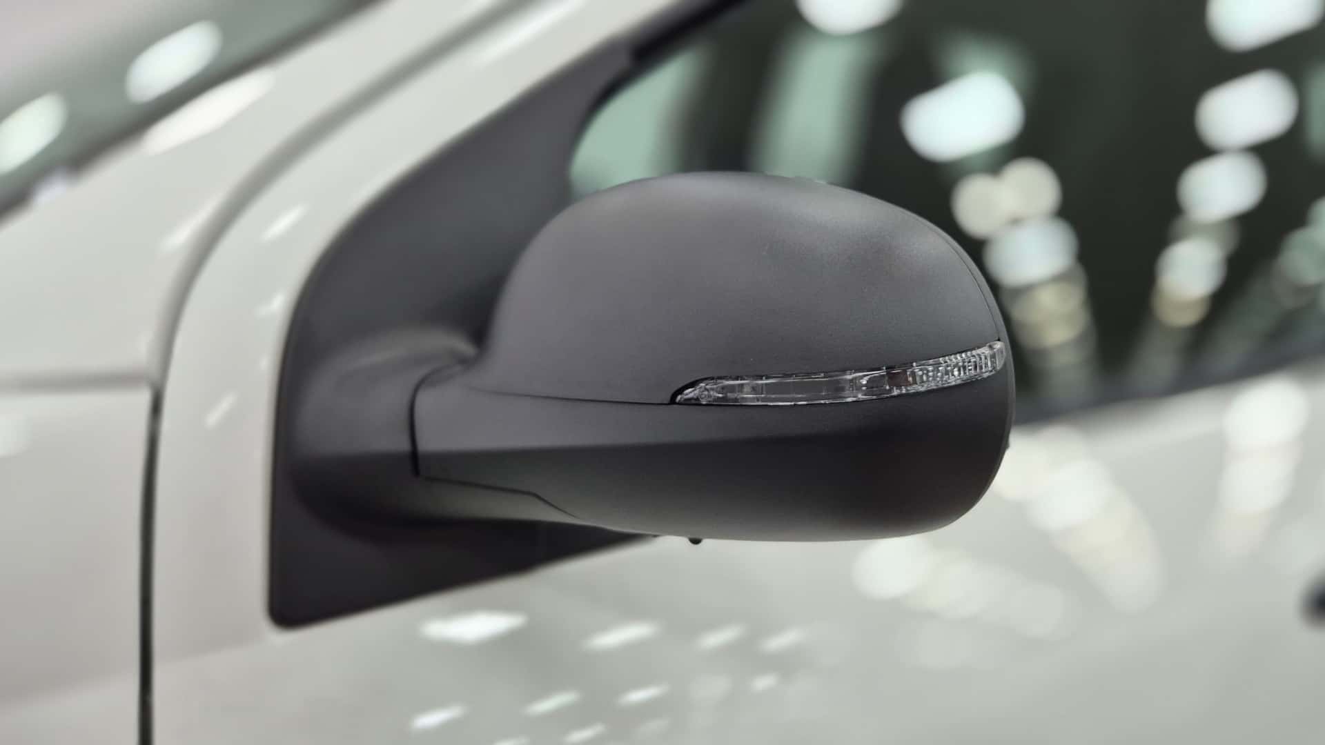 M1 nas lojas: Fiat Mobi Like 2026