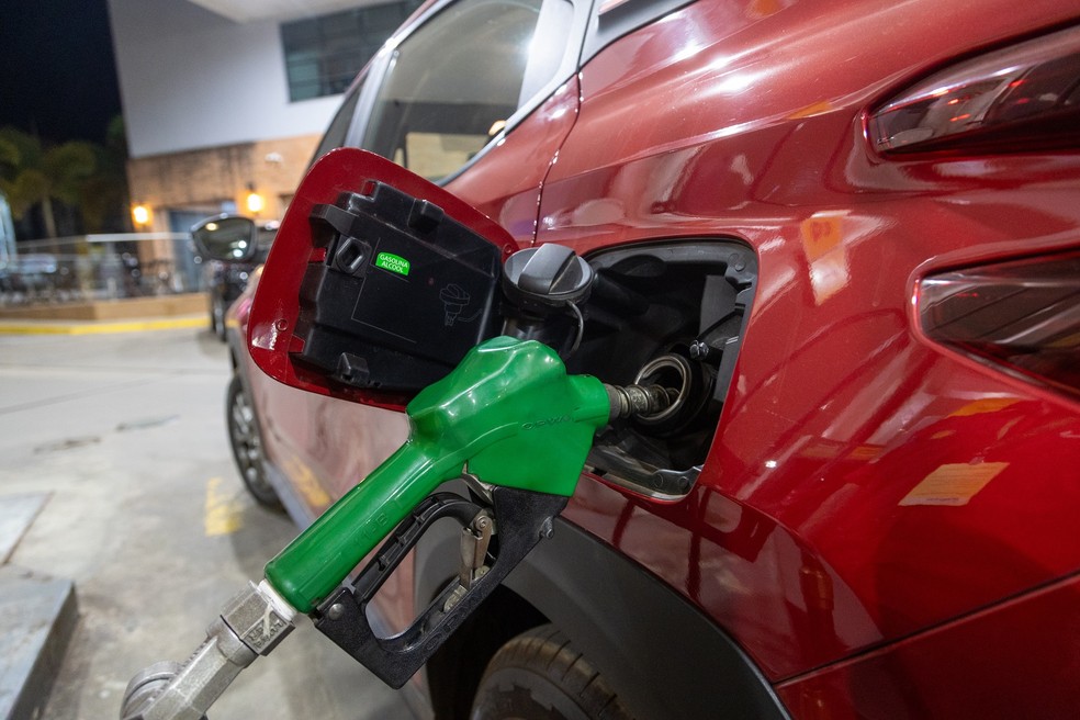 Gasolina ou etanol — foto de divulgação