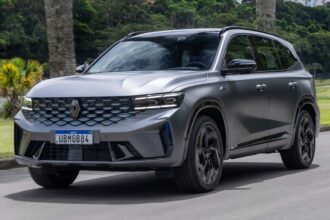 Renault Koleos híbrido — foto de divulgação