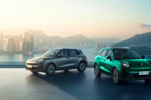 GWM Ora 05 em vista frontal 3/4 — SUV elétrico que ganhará versões flex e híbridas no Brasil