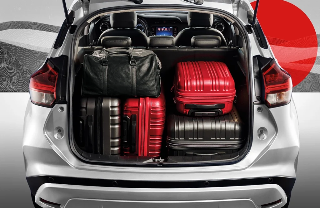 Nissan Kicks Play Sense 2025: review completo, preço, consumo e ficha técnica Porta-malas de 432 litros do Nissan Kicks Play 2025