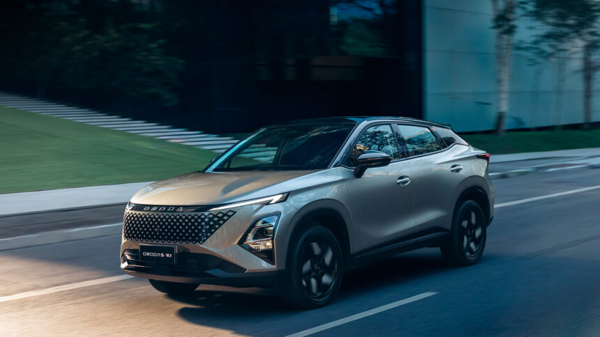 Omoda 5 SHS-H híbrido produzido pela Omoda Jaecoo