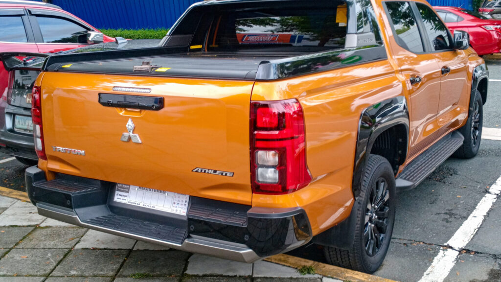 Triton com capota rígida elétrica - item de série na Tarmac