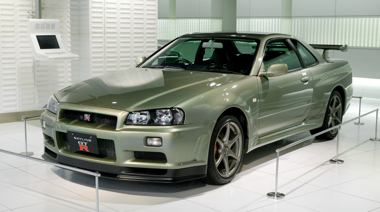 Novo Nissan Skyline 2027: visual retrô do R34 e V6 biturbo no Japão