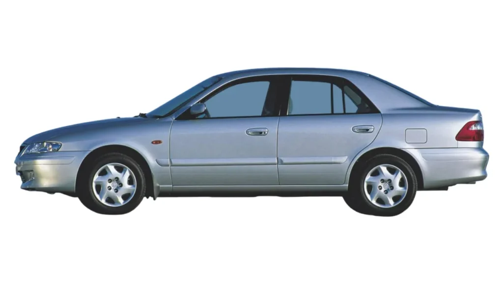 Mazda 626 SW High — Ilustração