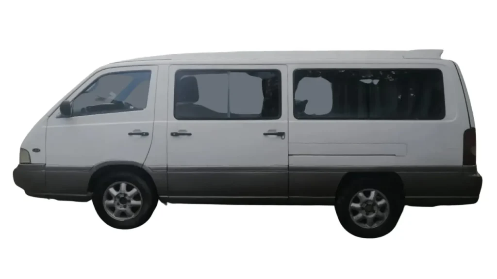 SSANGYONG Istana 2.9 95cv TB Diesel Int. 16Lug. — Ilustração