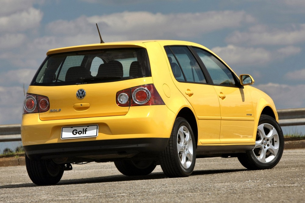 Volkswagen Golf usado — foto de divulgação