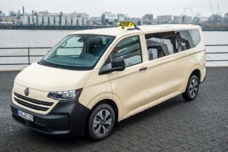 Kombi lotação? VW Transporter ganha versão táxi de fábrica: Geral