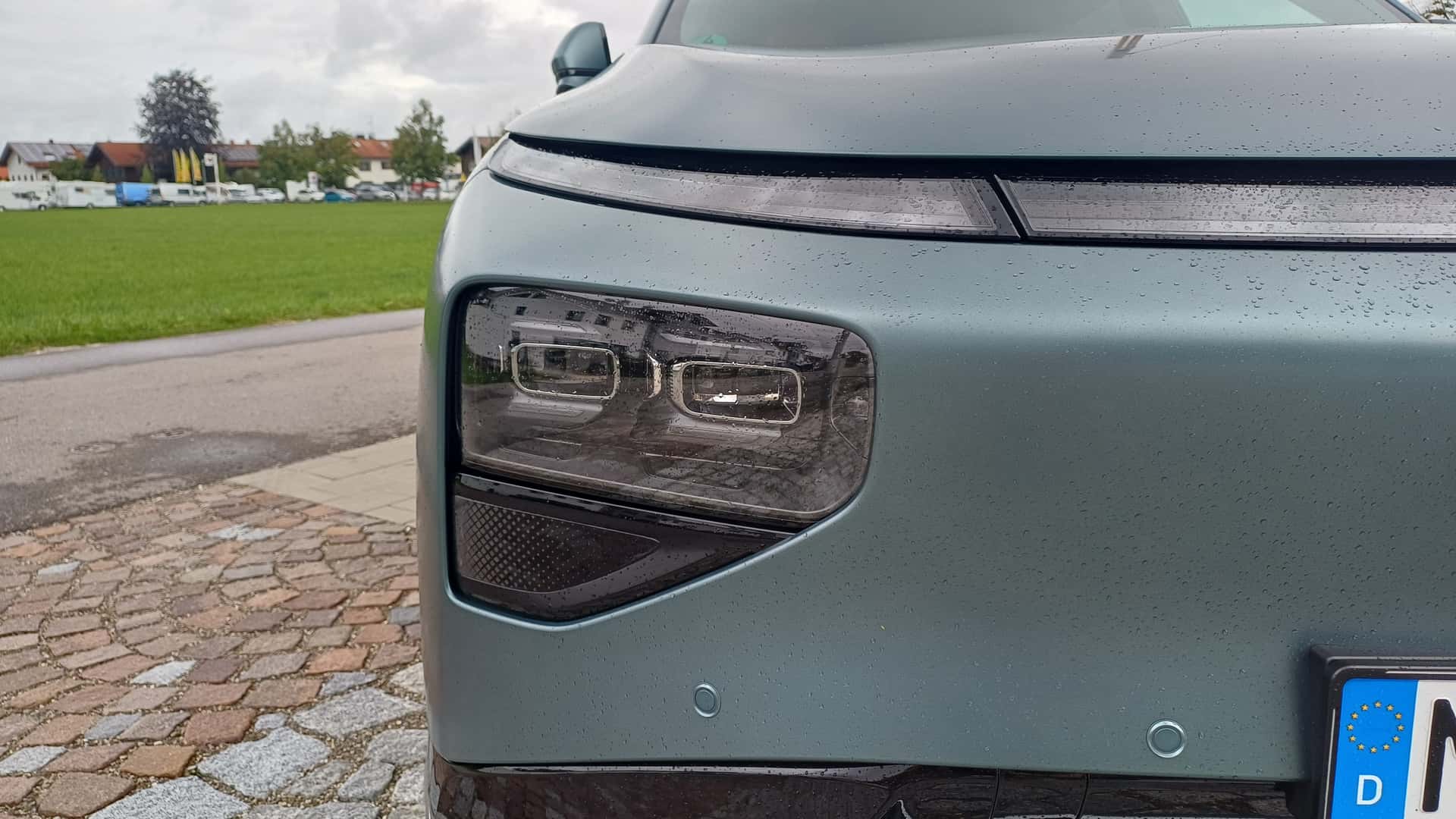 XPeng G6 e G9 no México — detalhe