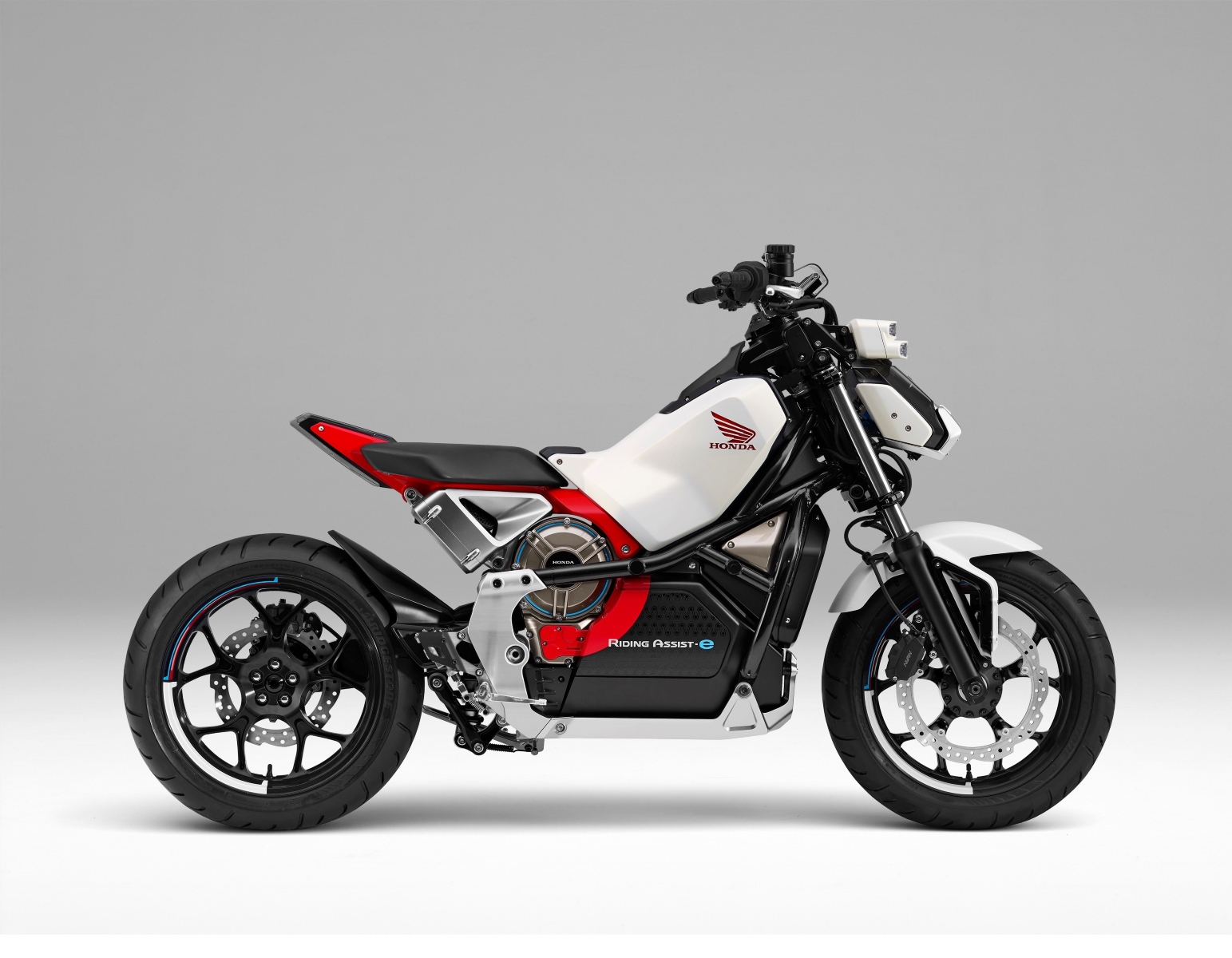 Radar, DCT e ABS: Como a moto já ajuda a pilotar Radar, DCT e ABS: Como a moto já ajuda a pilotar