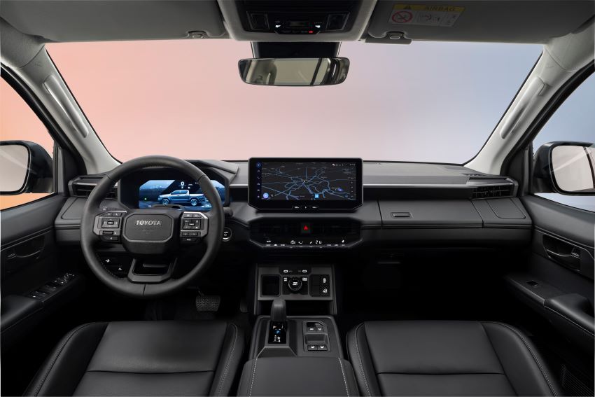 Hilux elétrica estreia com foco corporativo no Reino Unido Interior da Hilux BEV