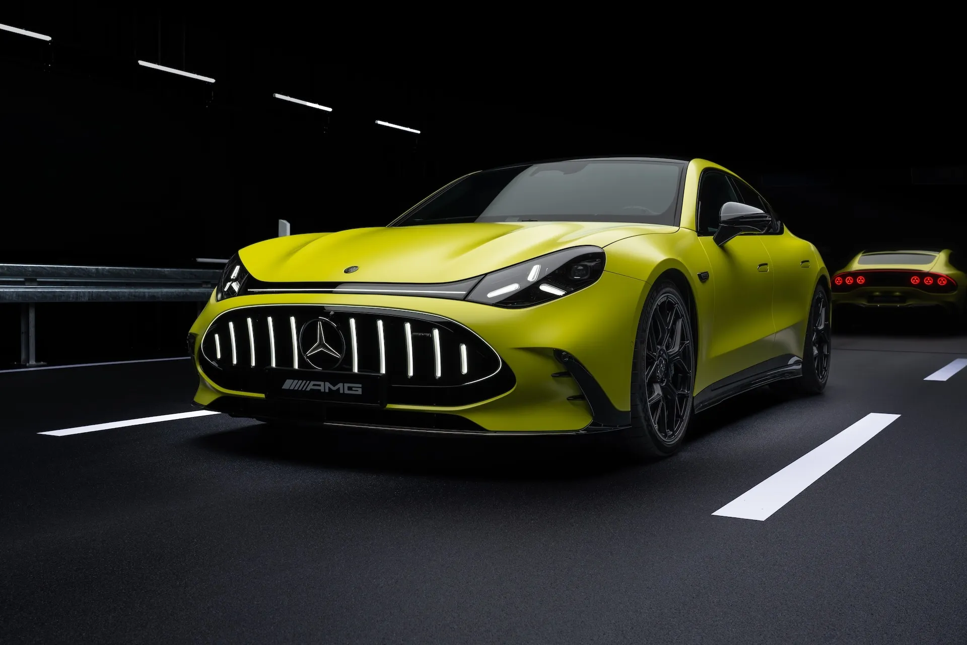 AMG GT elétrico mira hipercarros; GTI volta ao Brasil — divulgação