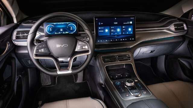 BYD King cai R$ 25 mil e fica abaixo do City?