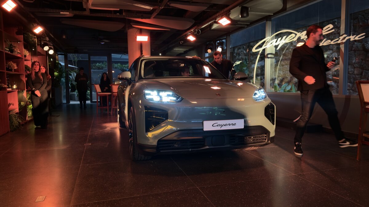Porsche Cayenne Electric: Pré-venda no Brasil parte de R$ 900 mil
