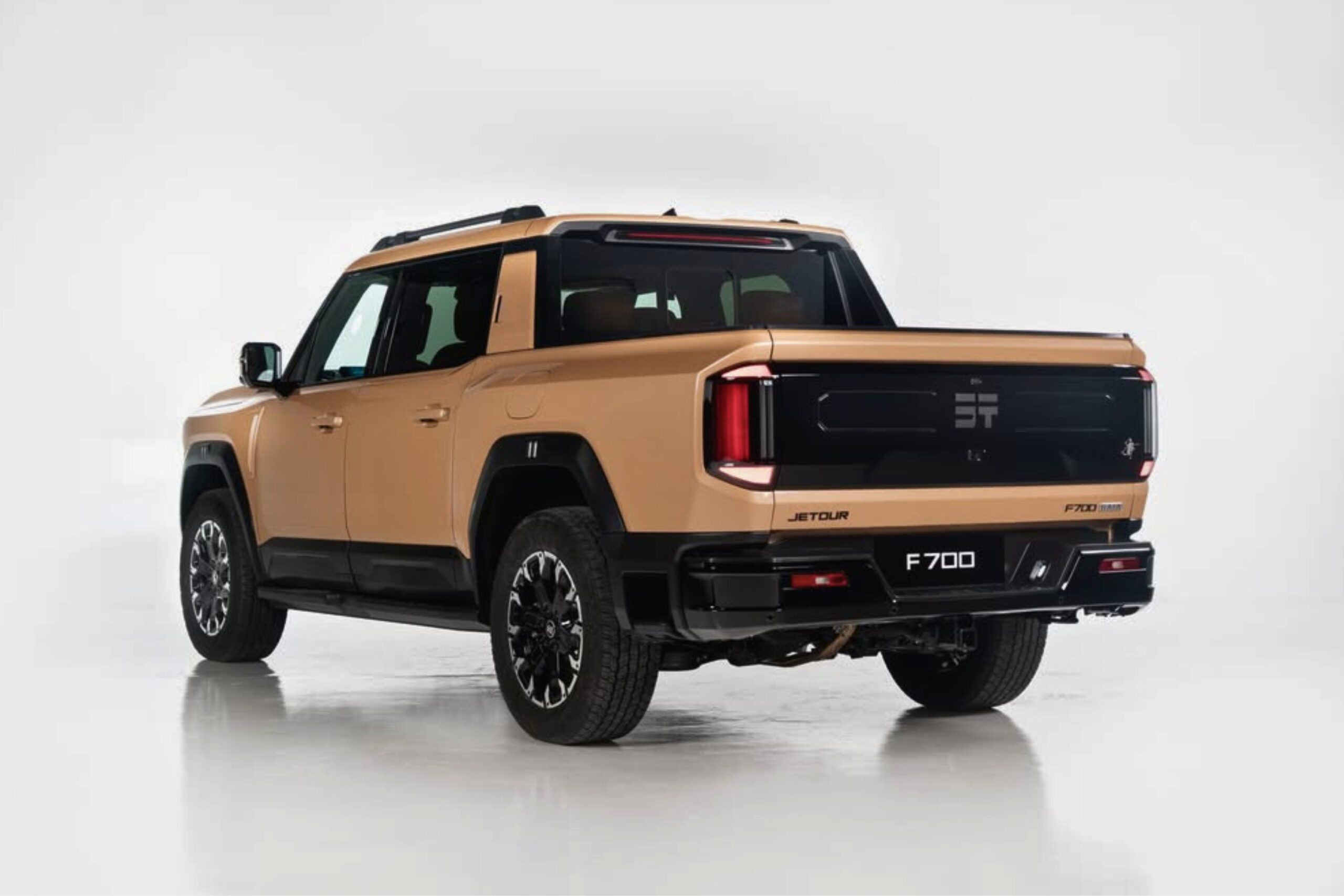 Picape da Jetour impressiona com consumo de 71,9 km/l Jetour F700 PHEV