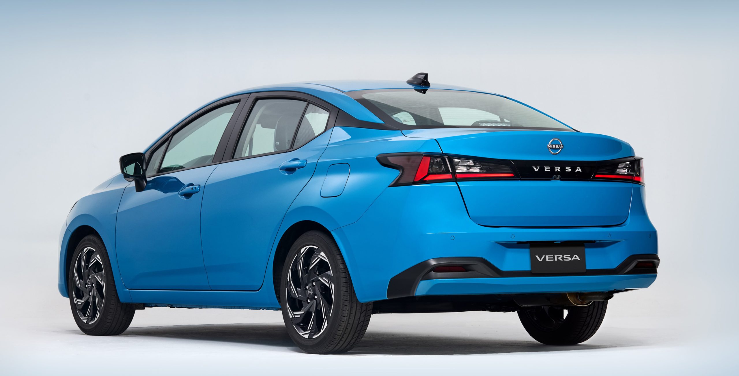 Por que o Nissan Versa ainda segue vivo no Brasil Por que o Nissan Versa ainda segue vivo no Brasil — divulgação