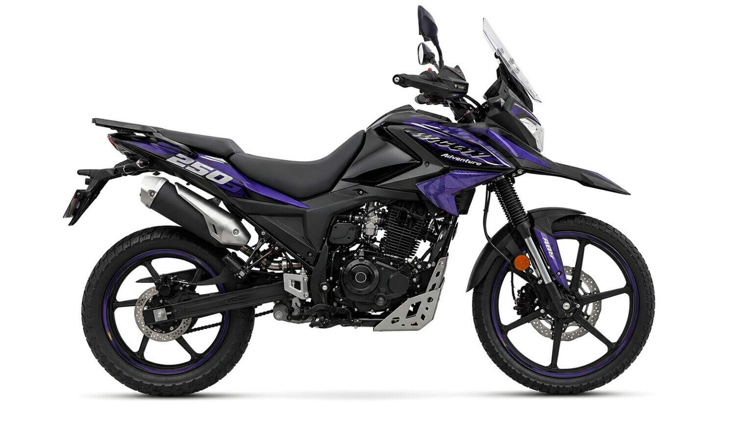 Darkstar 250 no Brasil? O que a Bajaj já mostrou Bajaj Dominar 250 em vista lateral, mostrando suspensão USD, rodas aro 17 e postura de naked, landscape