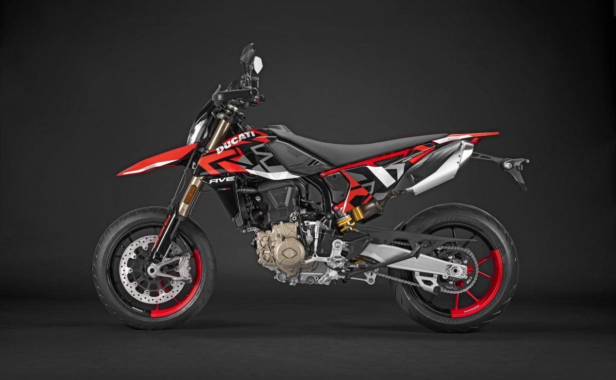 Supermotard da Ducati ganha versão preta e exclusiva Supermotard da Ducati ganha versão preta e exclusiva