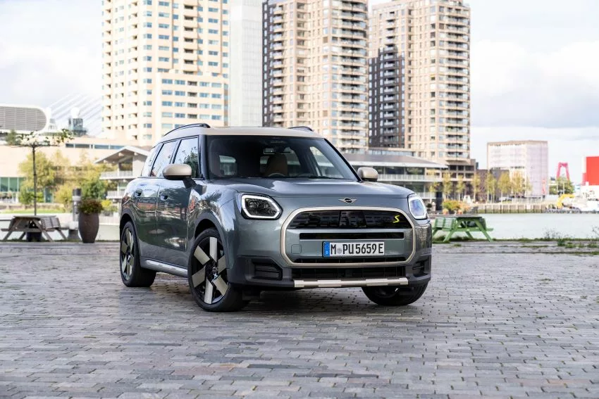 Mini Countryman Electric SUV Mini