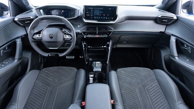 Peugeot e-2008 GT