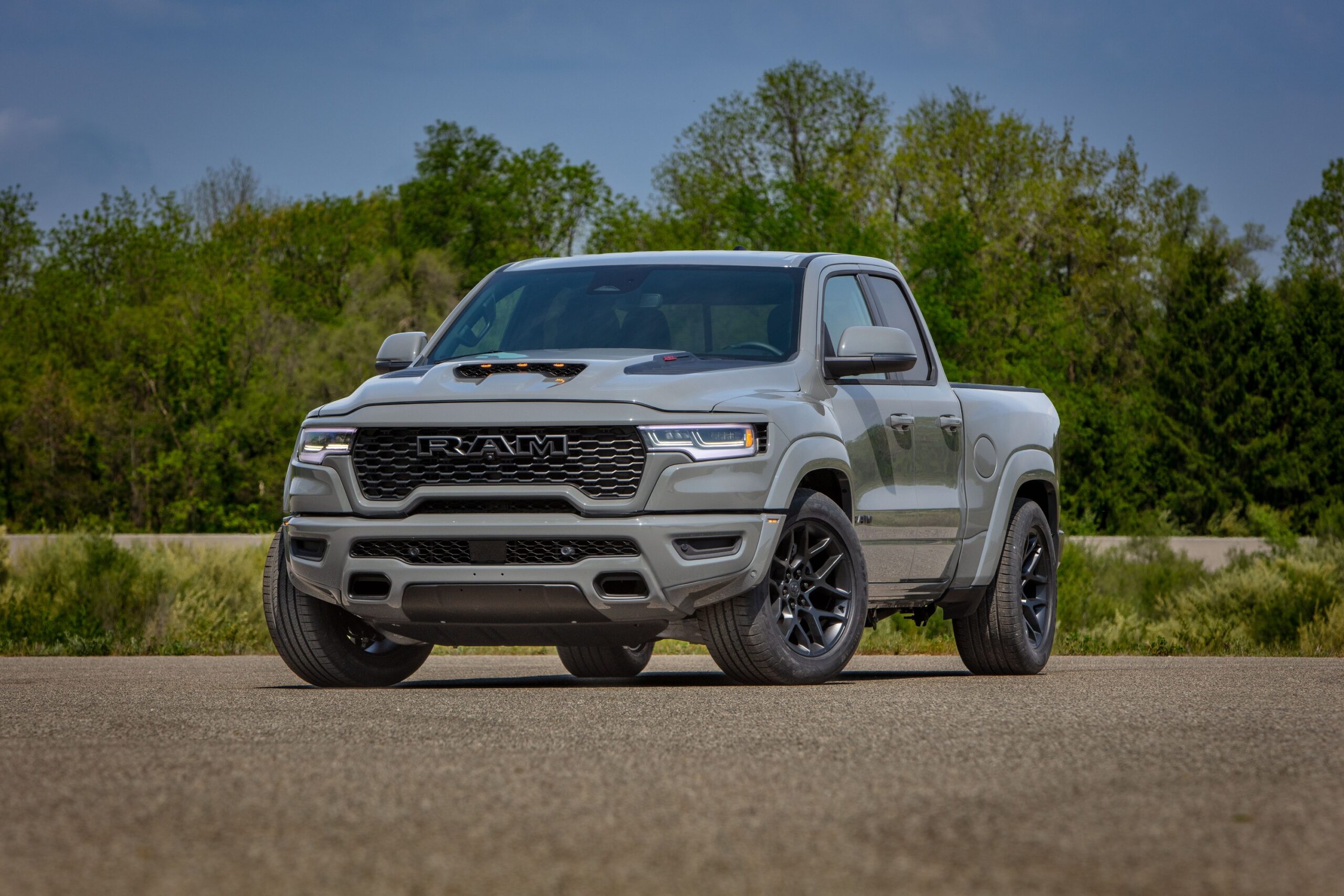 Ram 1500 Rumble Bee 2027 ganha três versões de performance Ram Rumble Bee
