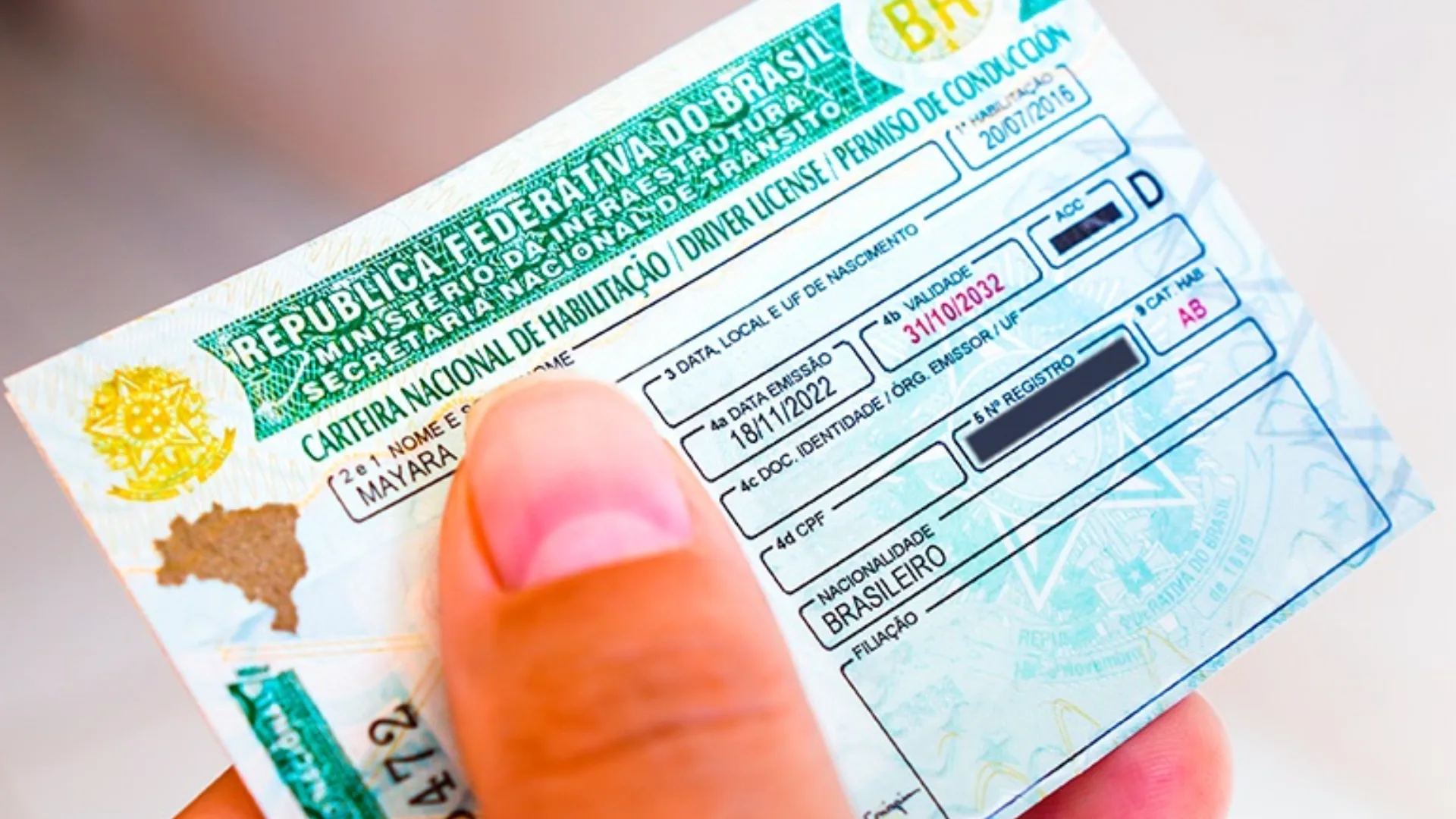 CNH automática mantém exame e espera sanção