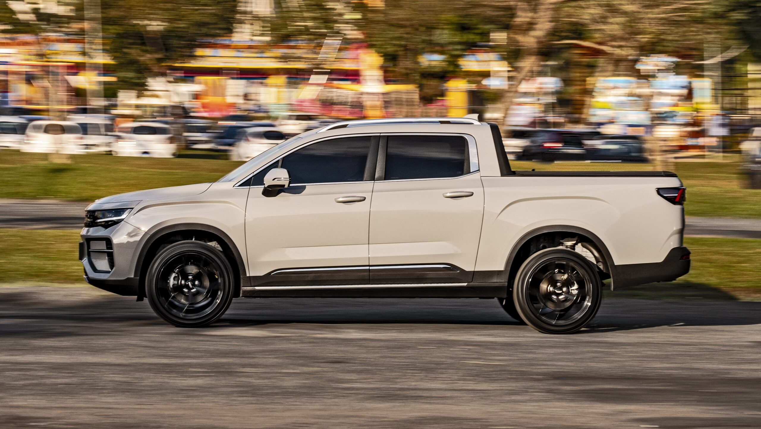 Riddara 100% Geely: Isso acelera a picape no Brasil?
