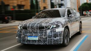 BMW encerra vendas do i5 e do iX no Brasil antes da estreia do iX3: Veículos Elétricos