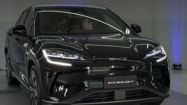 BYD Sealion 7: SUV elétrico estreia na rede da marca