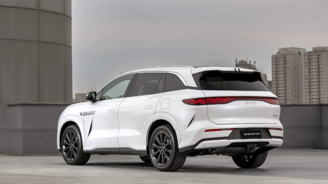 BYD Atto 8