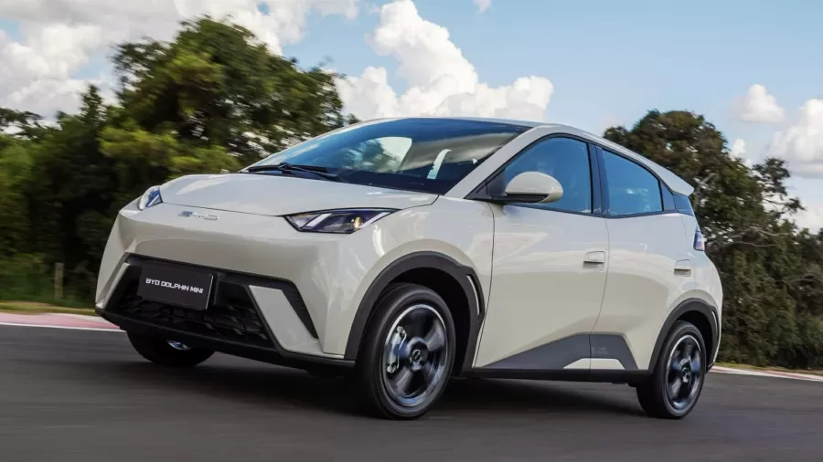 BYD lidera o varejo e cresce forte no Brasil