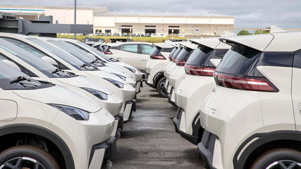 BYD Dolphin Mini branco produzido em Camaçari (BA)