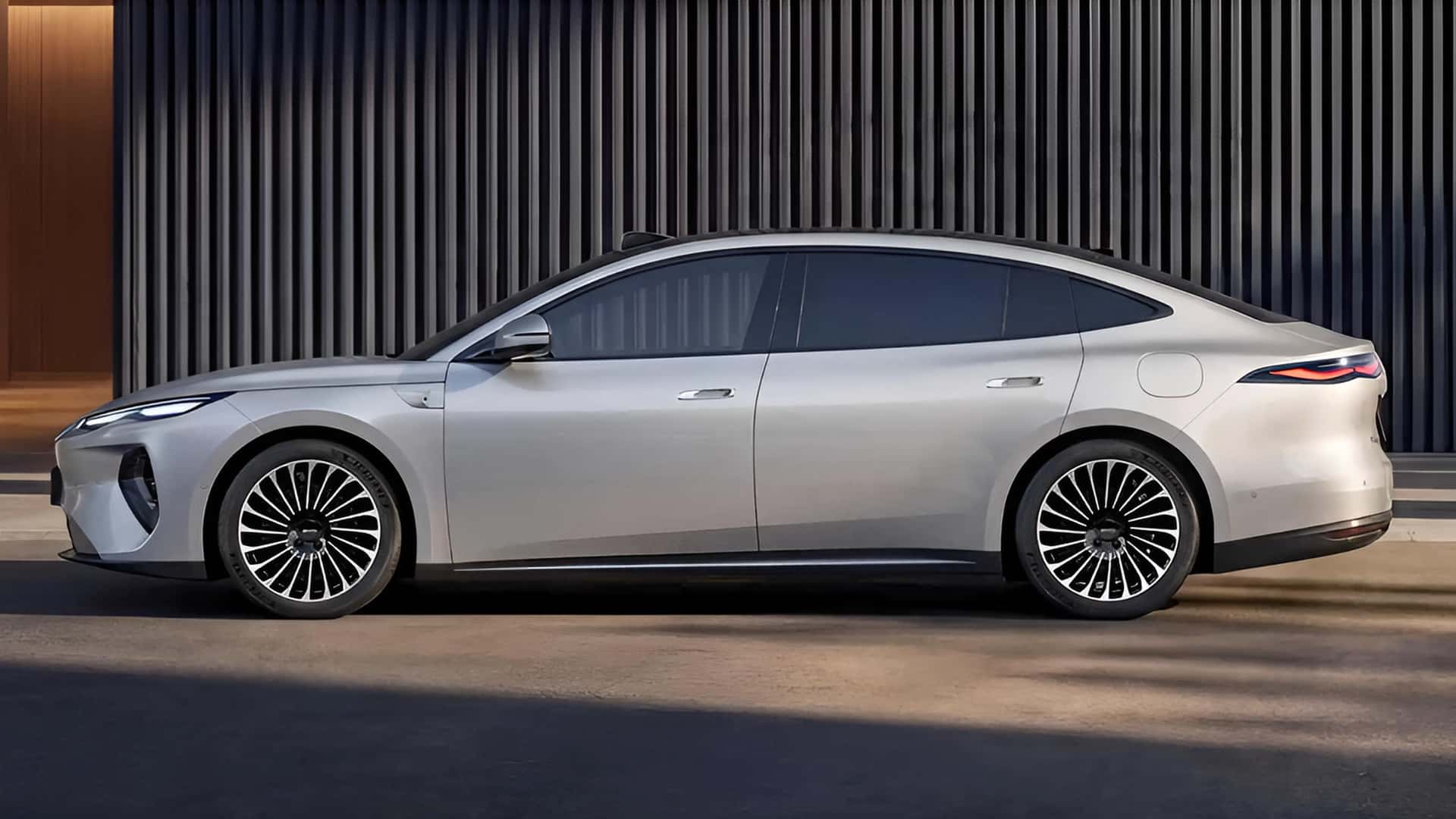 BYD Seal 08: 900 km só valem no ciclo chinês BYD Seal 08 — divulgação