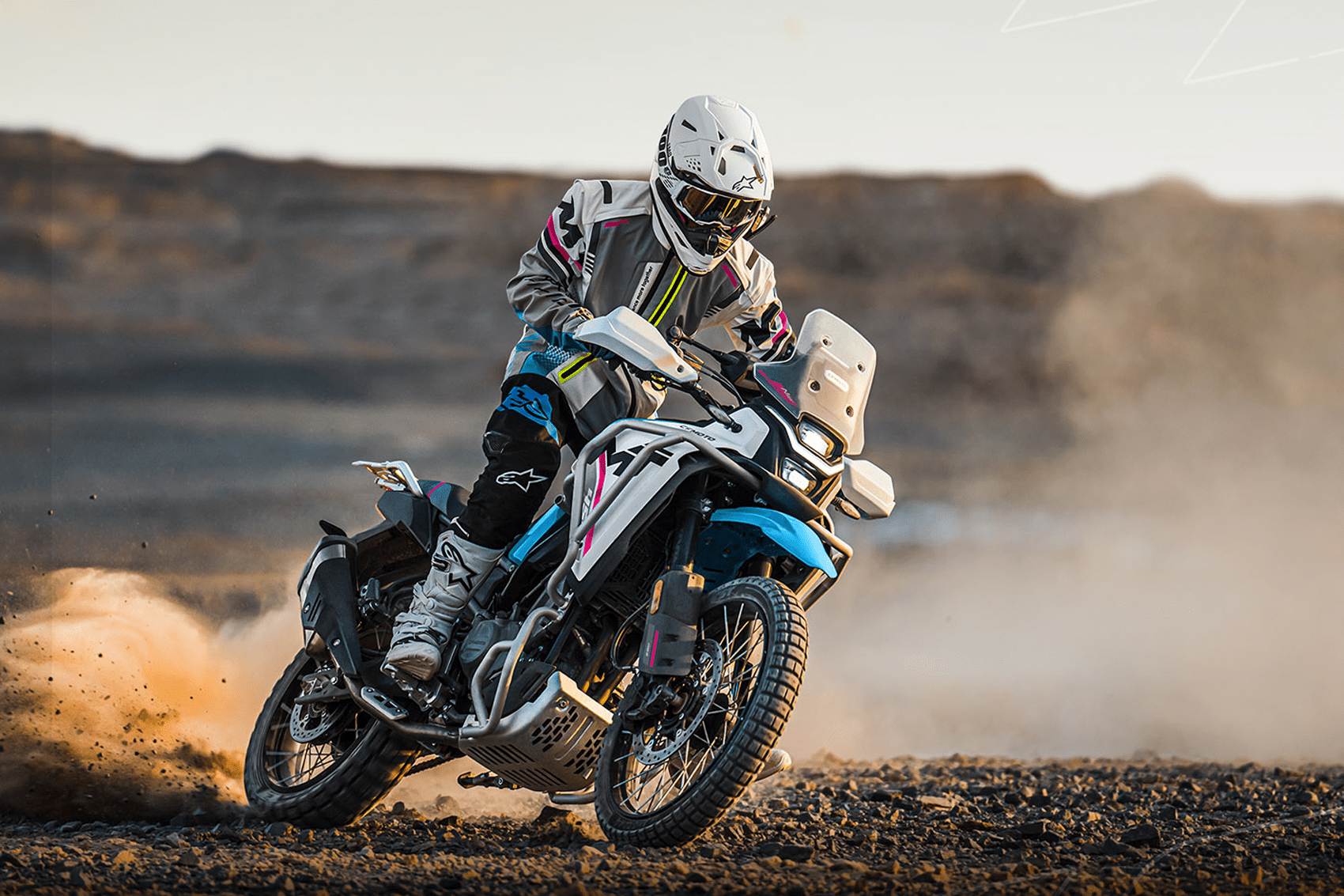 CFMoto vai incomodar? 4 motos e 8 lojas no Brasil CFMoto vai incomodar? 4 motos e 8 lojas no Brasil