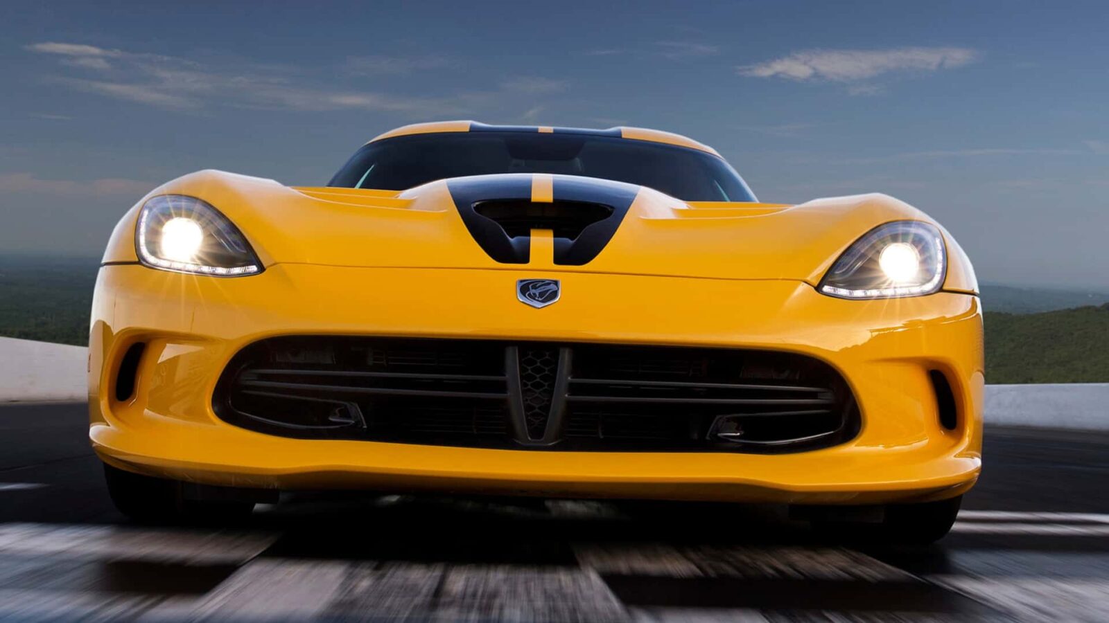 Dodge quer novo esportivo para reacender sua imagem