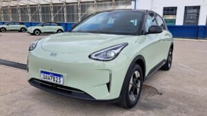 Geely EX2 cai a R$ 99 mil com desconto para taxistas no Brasil: Mercado