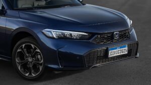 Honda Civic Advanced Hybrid e:HEV sedã híbrido 2026
