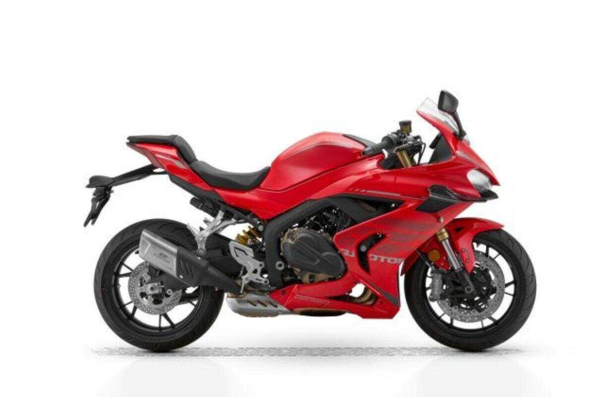 SRK 800 da QJMotor com 95 cv: Isso vem ao Brasil? imagem superesportiva SRK 800RR