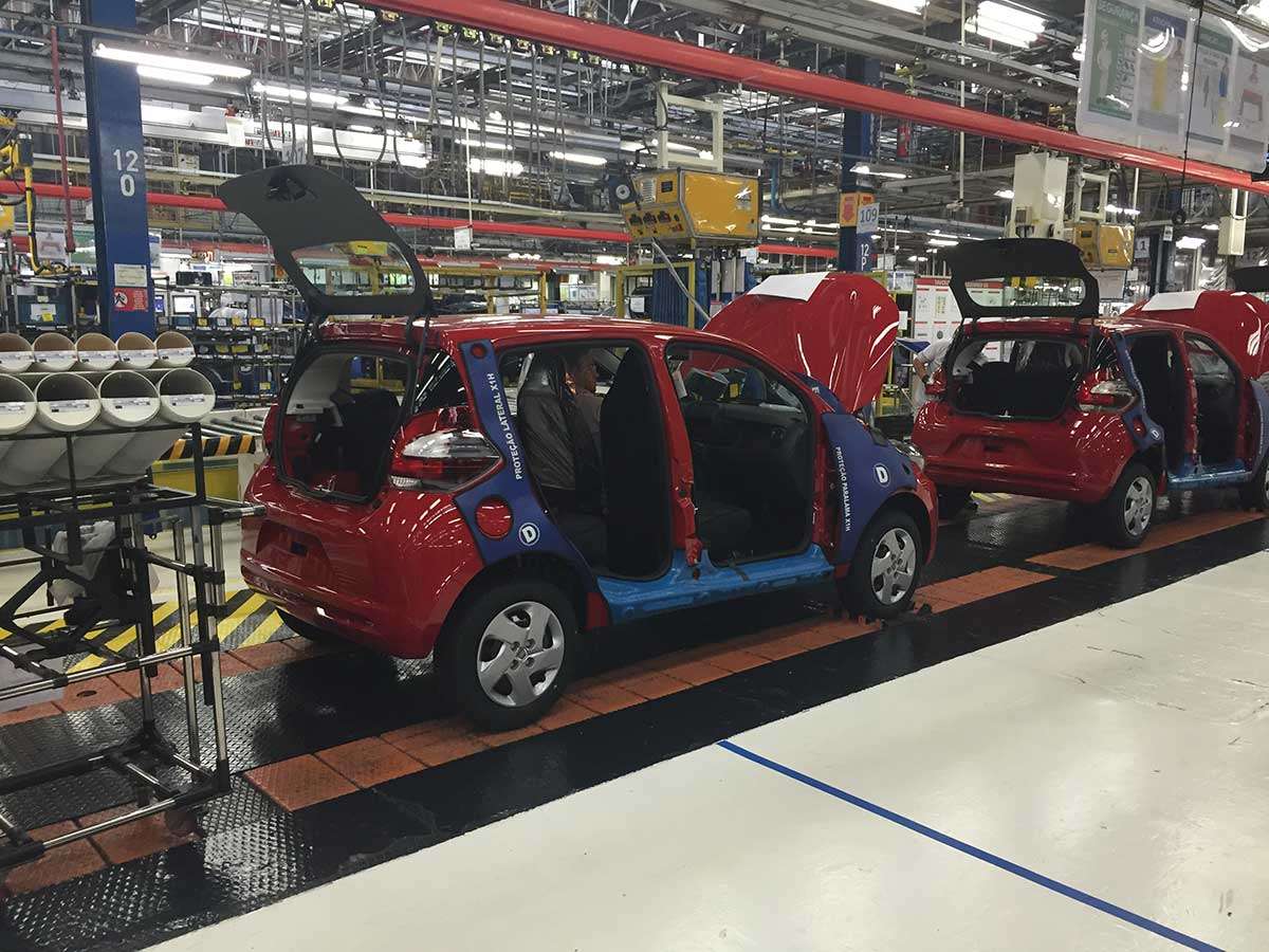 Carros brasileiros no Paraguai: Por que saem mais baratos?