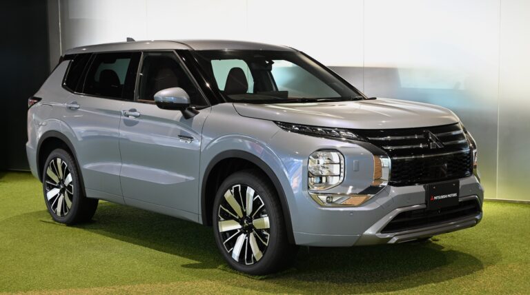 Mitsubishi Outlander PHEV