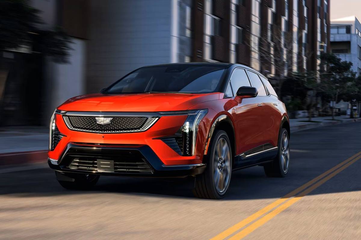 Cadillac prepara retorno com rede inicial em três capitais