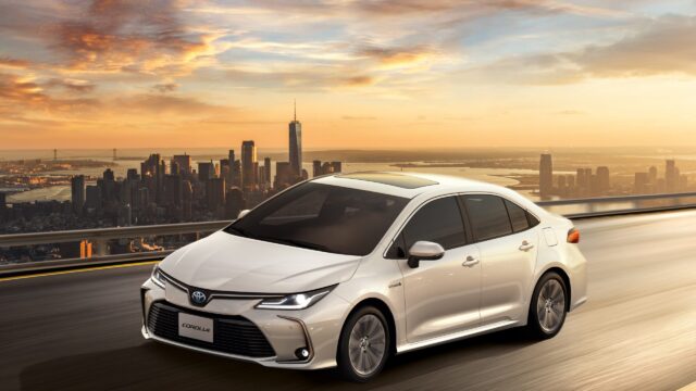 Toyota Corolla Altis Hybrid