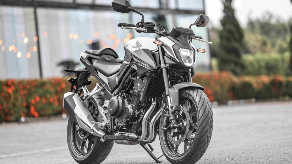 CB 500 Hornet 2027 vale o preço só com cor nova?