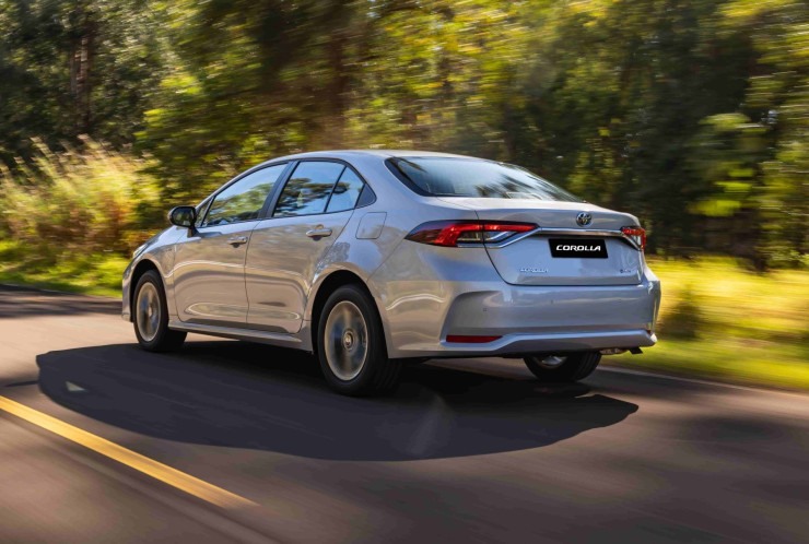 Corolla 2026 pesa no bolso com híbrido acima de R$ 210 mil Toyota Corolla GLi Hybrid 2026