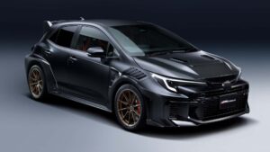 Vale virar pista? Toyota mostra o GRMN Corolla Toyota revela o GRMN Corolla, que pretende ser a versão definitiva do esportivo: Oficial